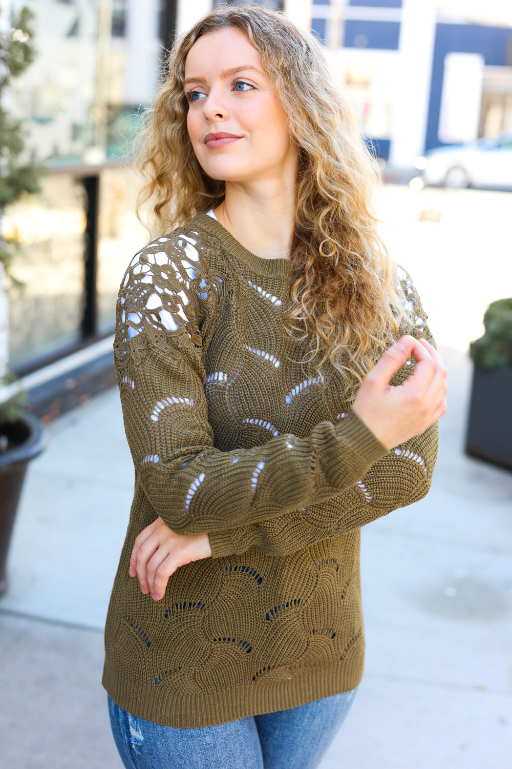 Monica | Casual, chic olive green knitted sweater with pointelle lace and shoulder neckline