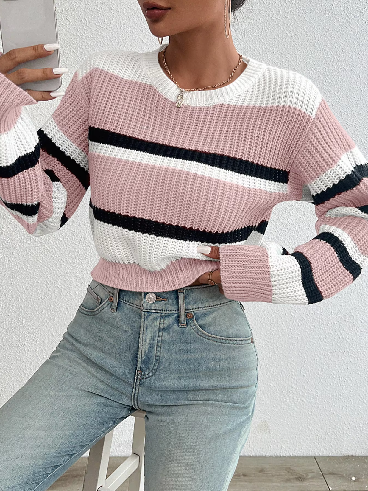 Sabina | Short knitted sweater