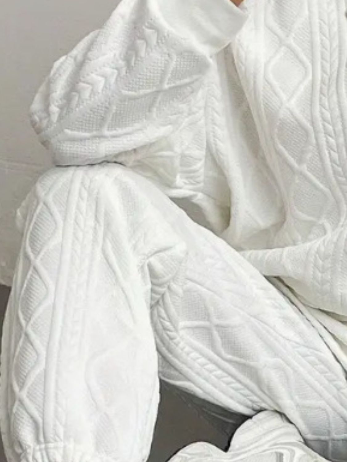 Amelie | Textured crew neck long sleeve top and pants set