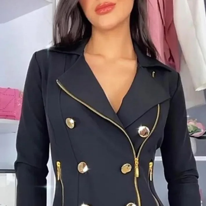 Monica | Classic and elegant winter garment