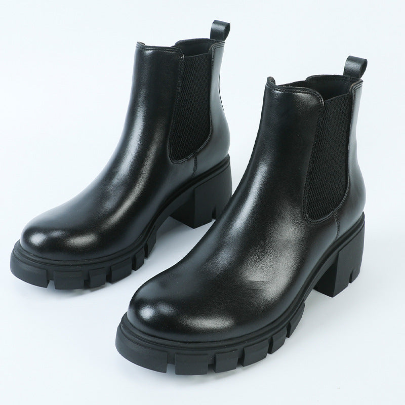 Lourdes | Supportive orthopedic boots