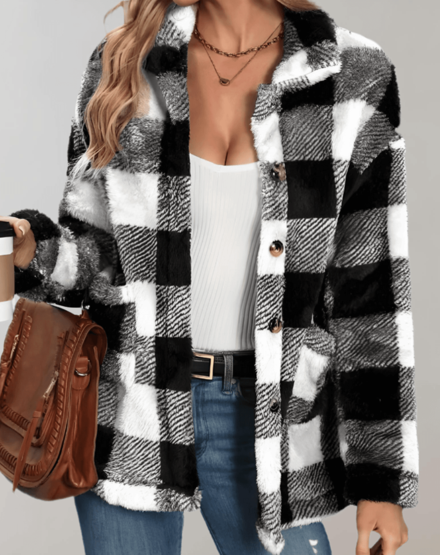 Fernanda | Women's teddy plush jacket with full sleeves and check pattern