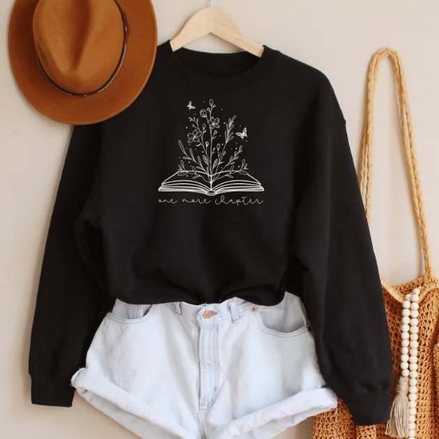 Caridad | Stylish women's sweater with a unique design
