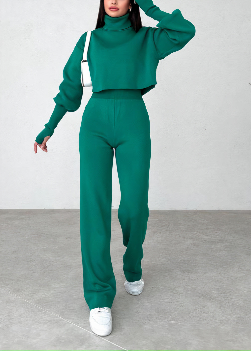 Greta | Comfortable suit set with a high collar