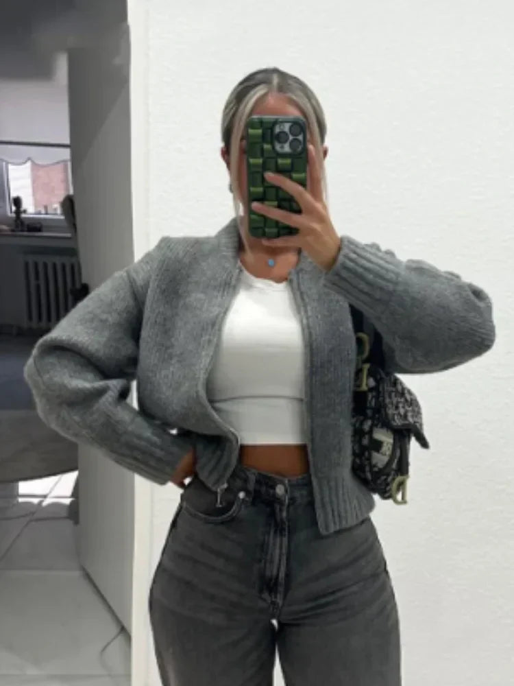 Karla | Gray O-neck knitted women's sweater, fashion jacket