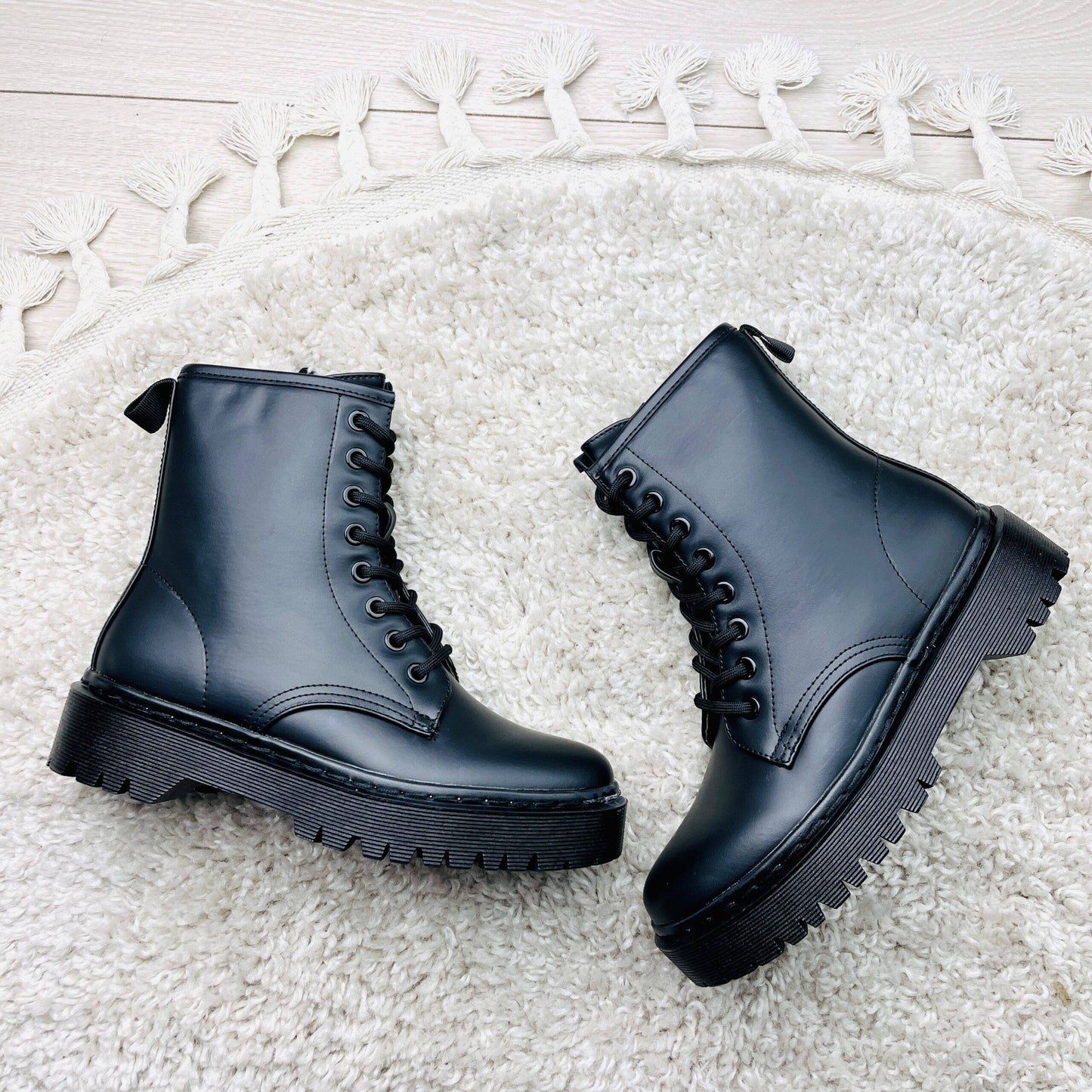 Teresa | black boots
