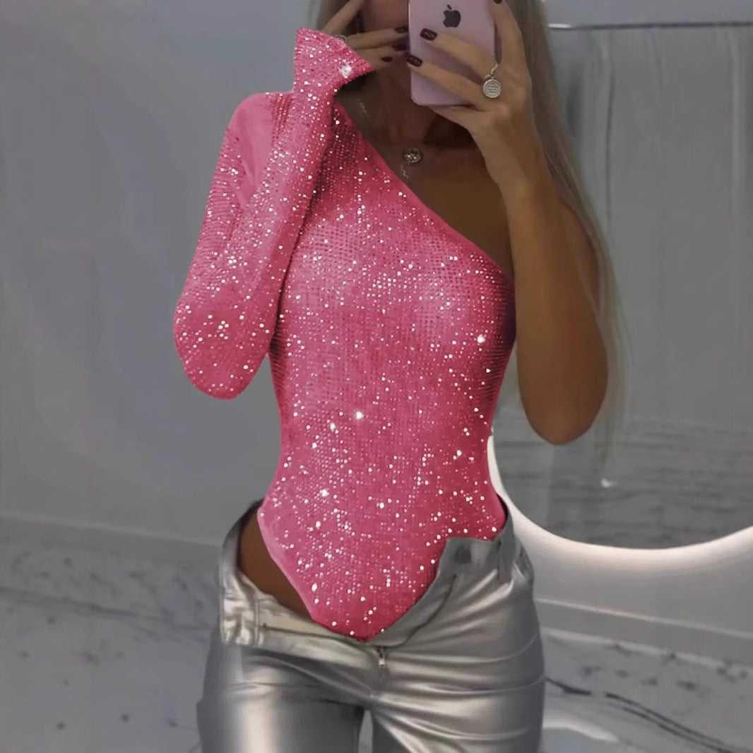 Dominique® | Top with an épaule and sequins with rhinestones