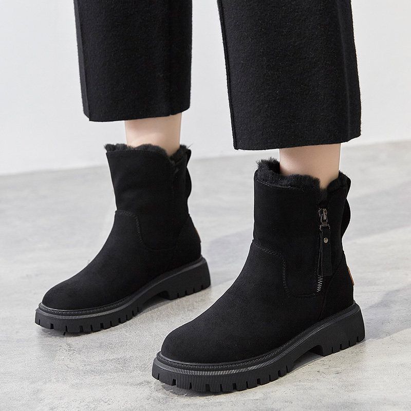 Mireia | Modern and versatile boots