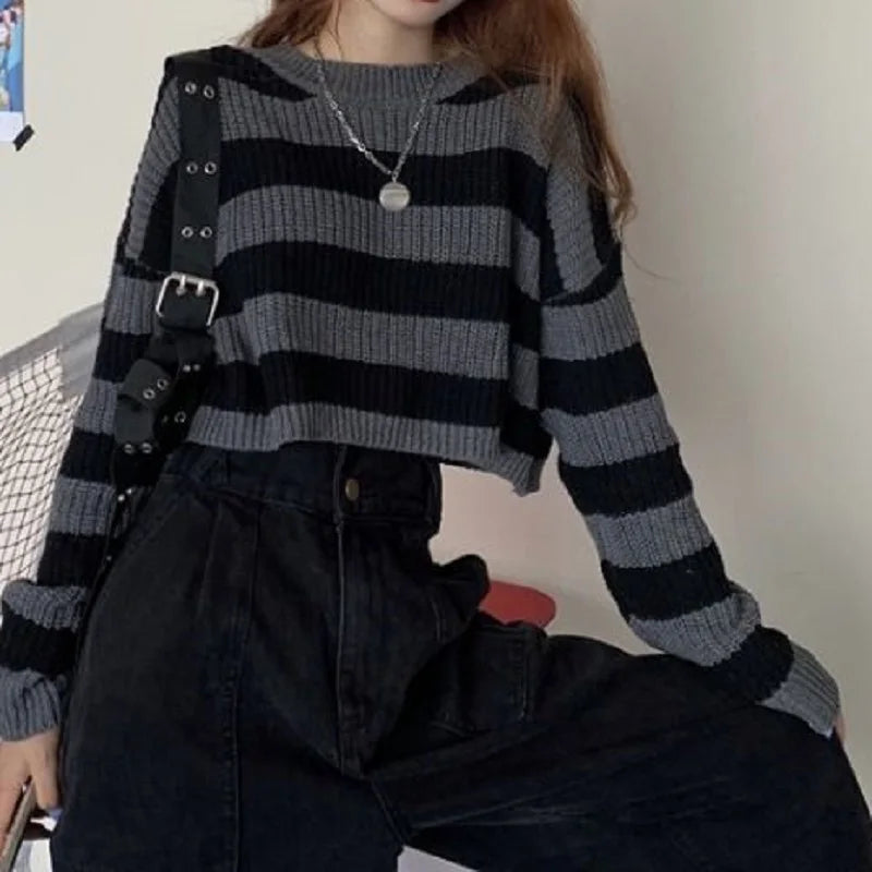 Lien | Elegant striped sweater for women