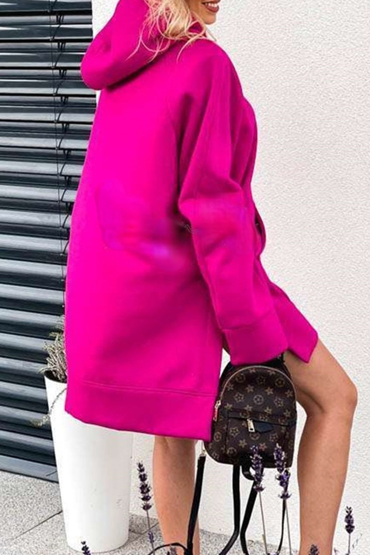 Sabina | Solid color hoodie with a slit at the hem