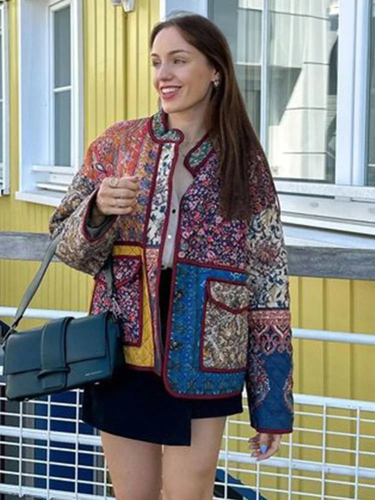 Pilar | Floral print coat with patchwork pockets
