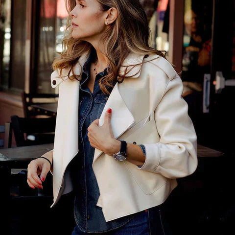 Eugenia® | and elegant leather jacket