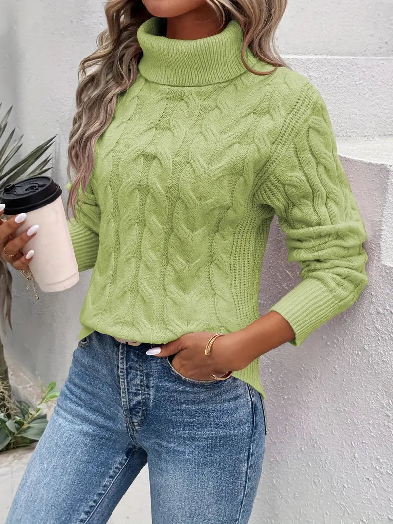 Laura | Casual and relaxed winter sweater
