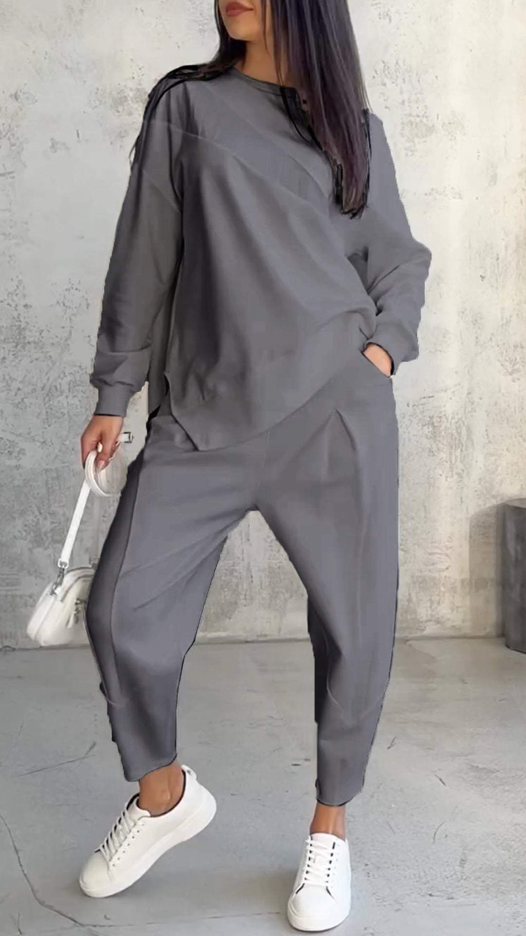 Lorena | Two-piece set with a crew neck and long sleeves.
