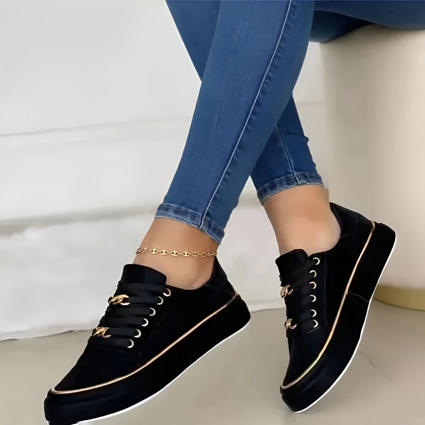 Patricia | Orthopedic Lace-Up Sneakers