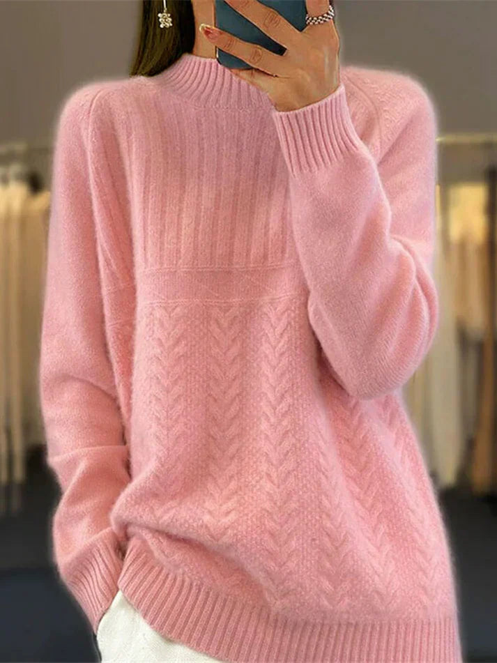 Mercedes | Relaxed and stylish winter sweater