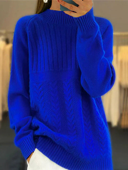 Mercedes | Relaxed and stylish winter sweater