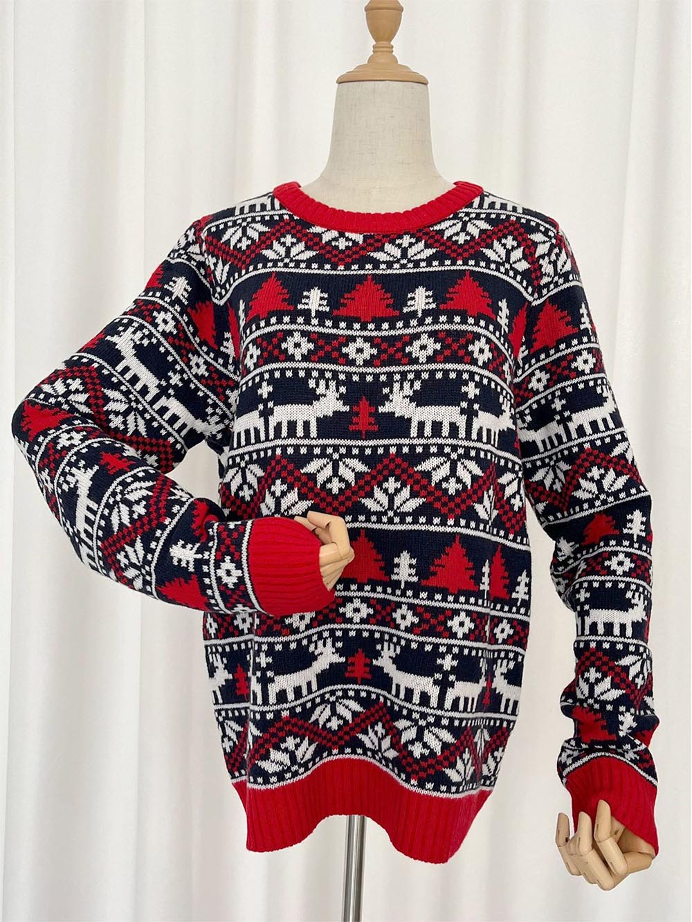 Gertrudis | Oversized Christmas Reindeer Sweater for Women