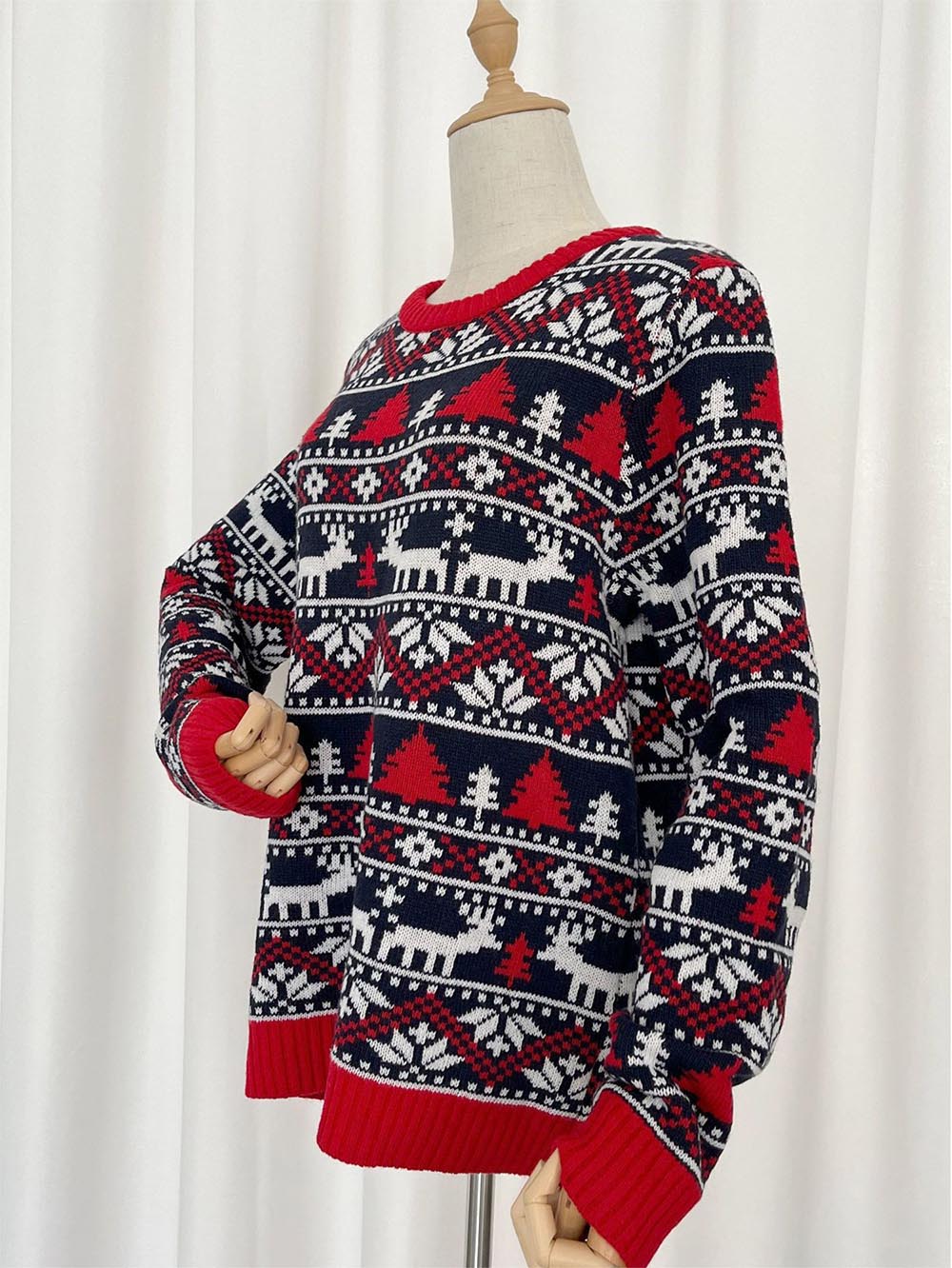 Gertrudis | Oversized Christmas Reindeer Sweater for Women