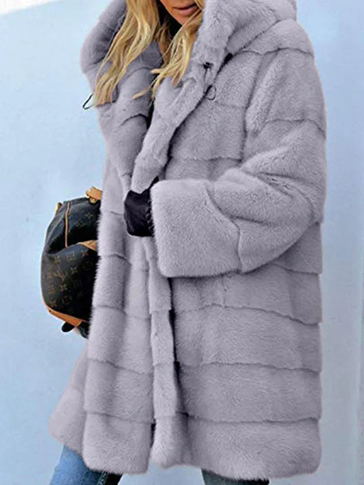 Brenda| Tailored and elegant winter jacket