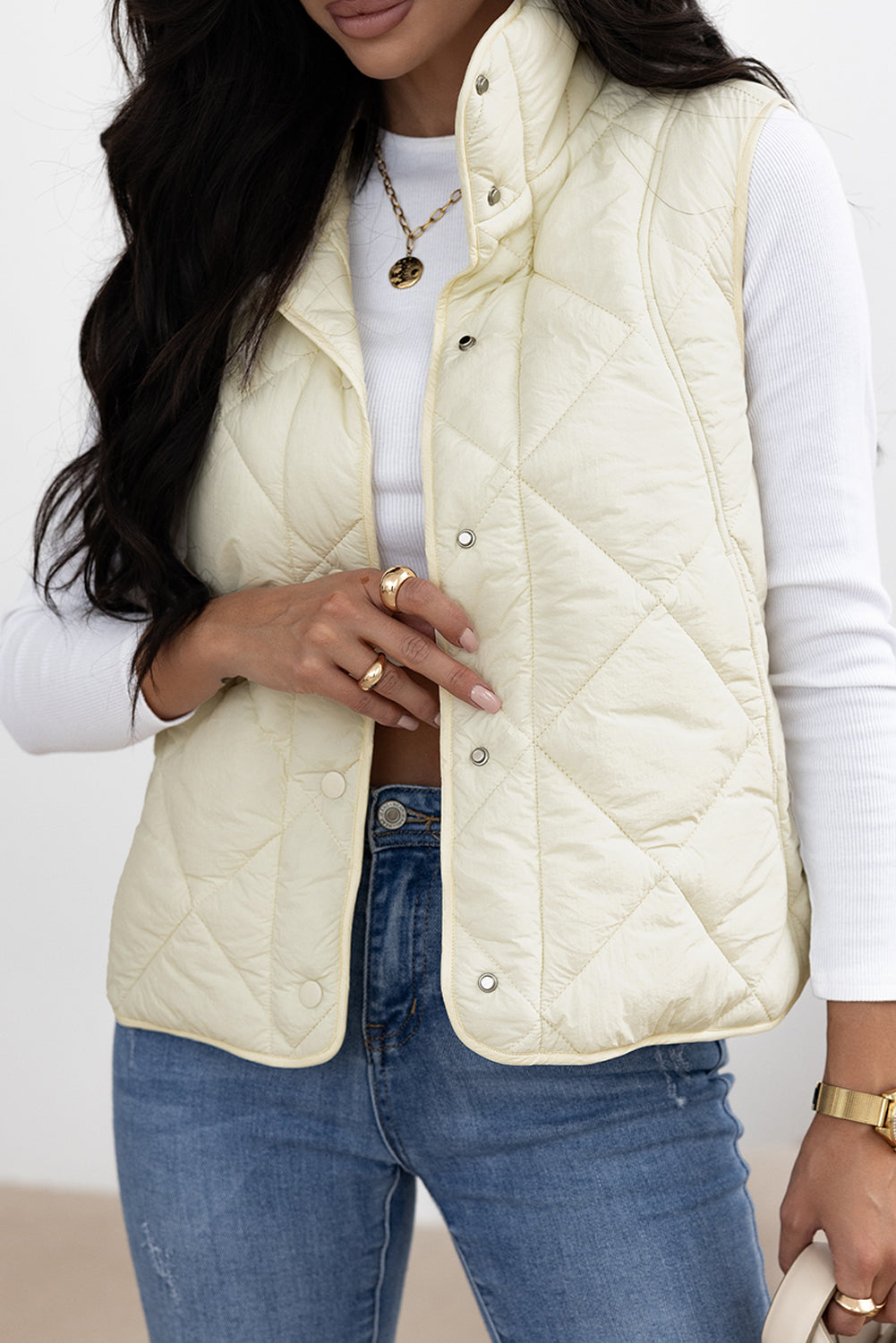 Maite | Vest with snap-down structure and pockets