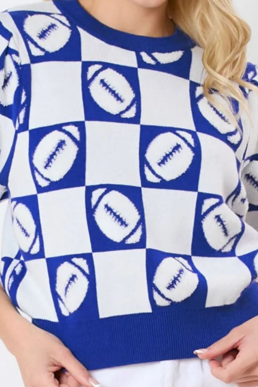 Annika | Football sweater with a crew neck and short sleeves