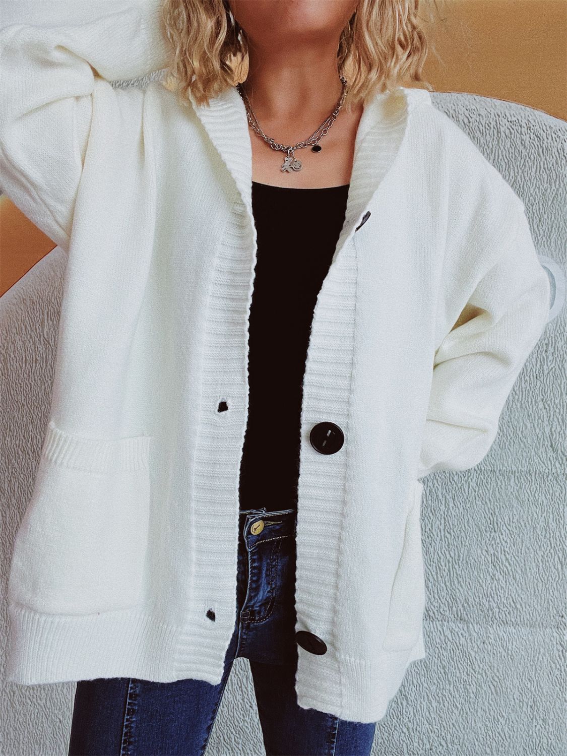Beatrice | Long-sleeved cardigan with hood and dropped shoulders