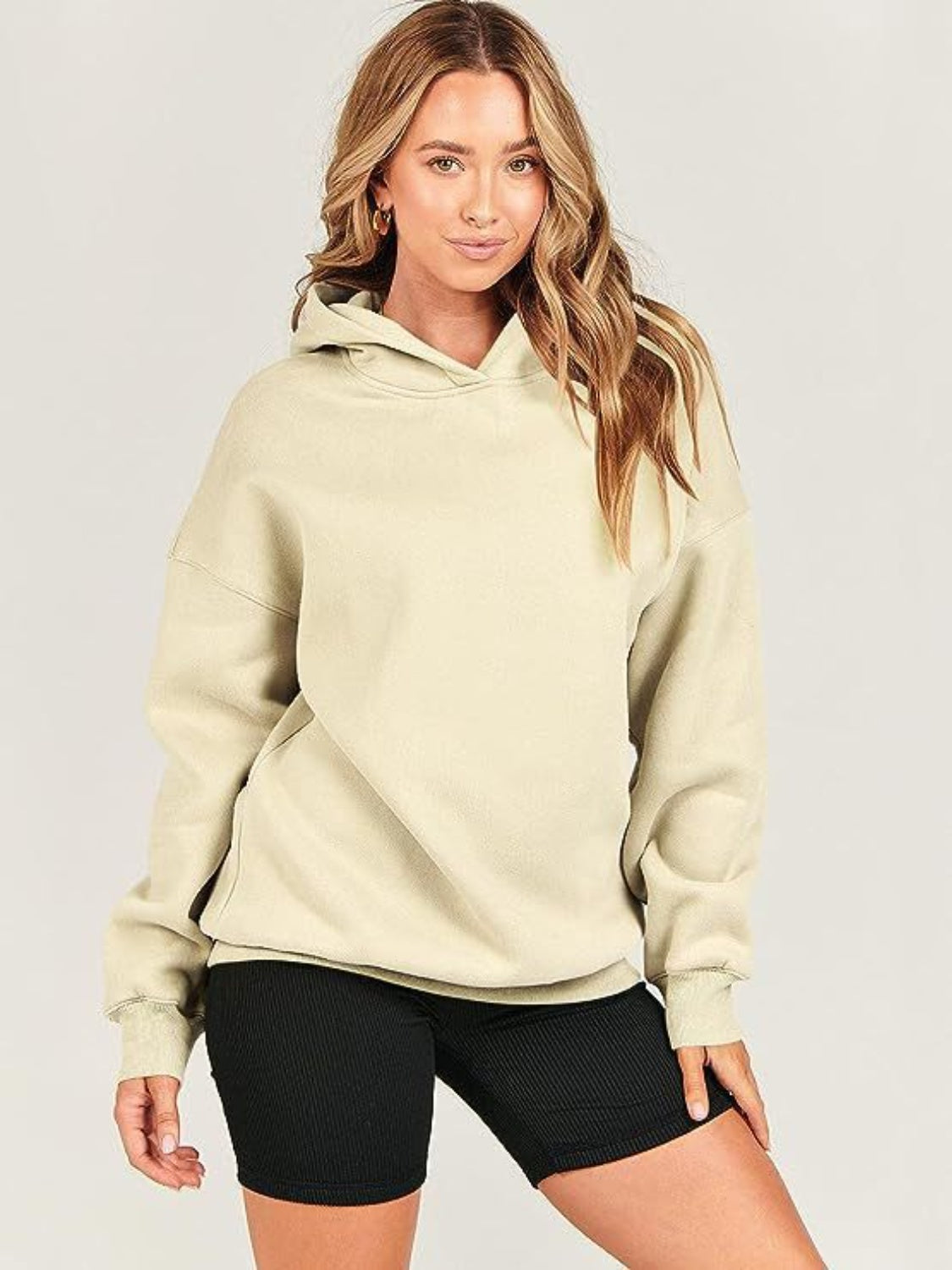 Monica | Long-sleeved hoodie with dropped shoulders