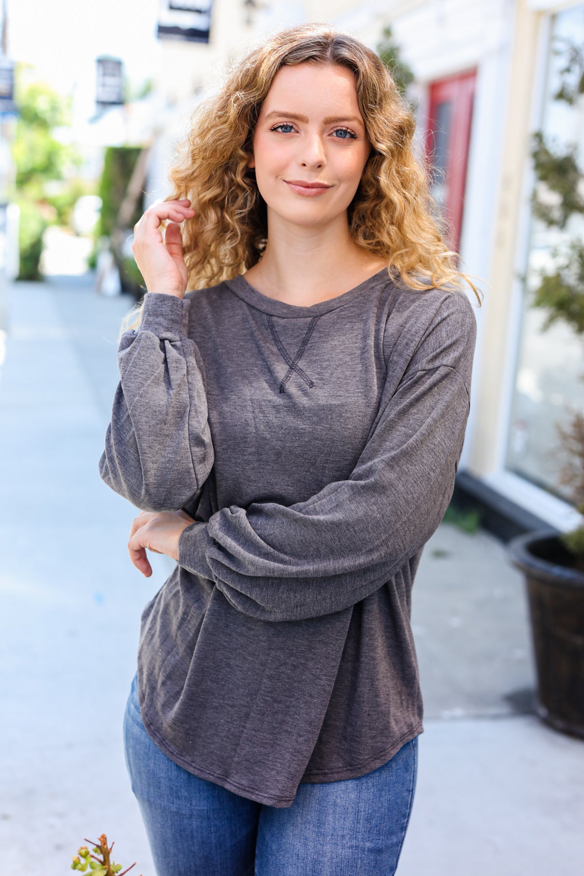 Renata | Long-sleeved pullover top in charcoal-colored French terry for every day
