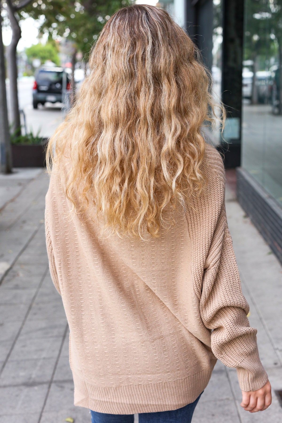 Carolin | Asymmetrical knitted sweater in taupe from Autumn Vibes