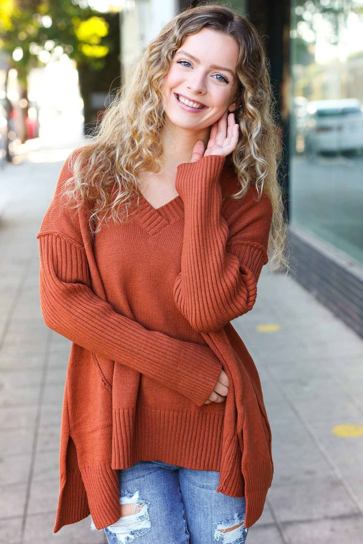 Amalia | Casual chic rust oversized rib knit V-neck sweater