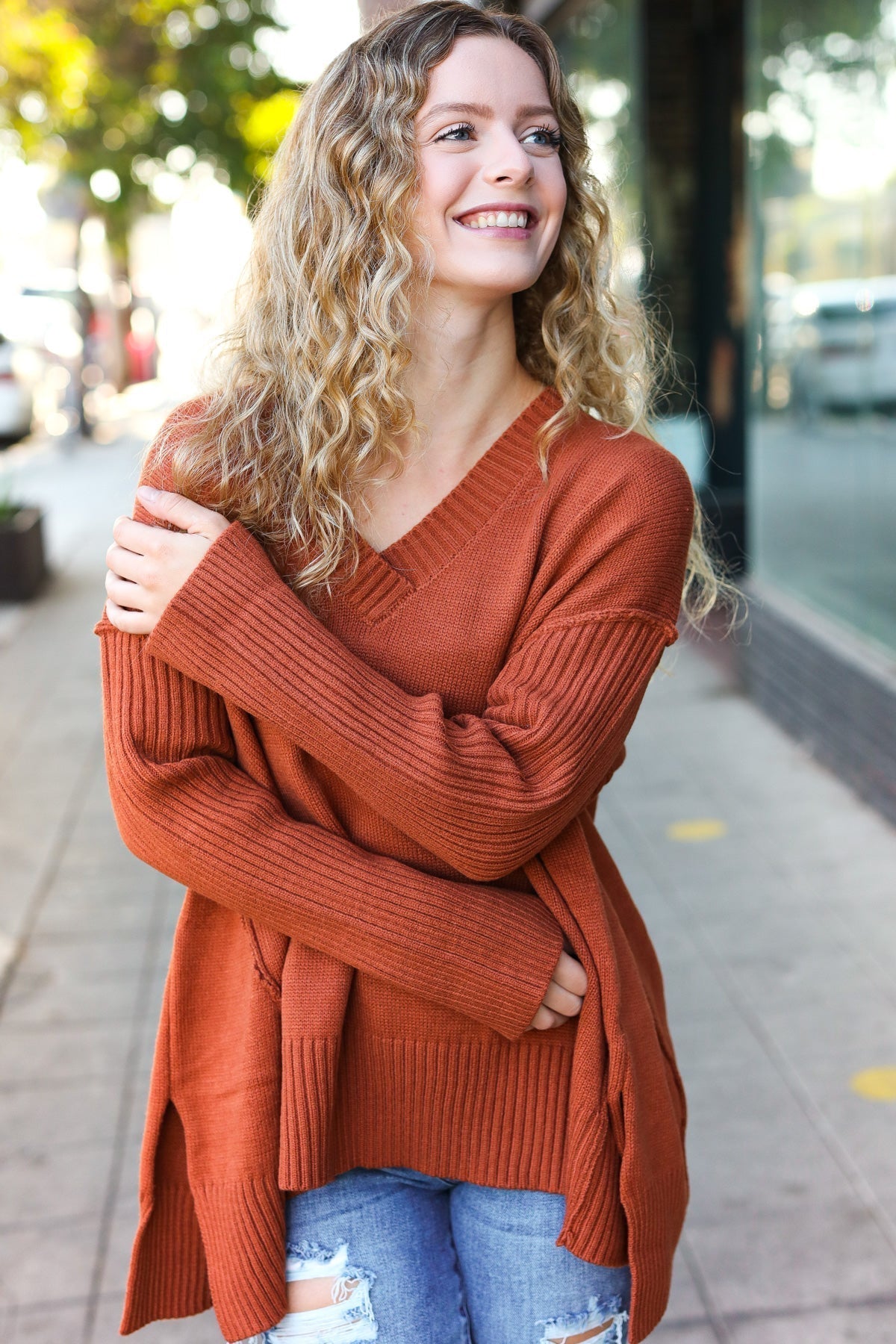 Amalia | Casual chic rust oversized rib knit V-neck sweater