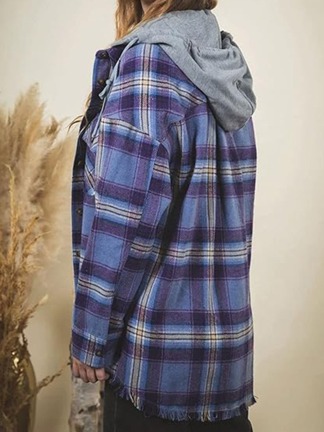 Carmen | Checked long sleeve hooded jacket with raw hem