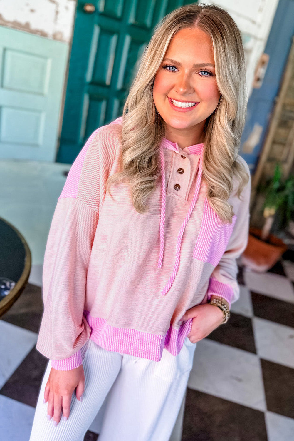 Carina | Classic and elegant winter hoodie