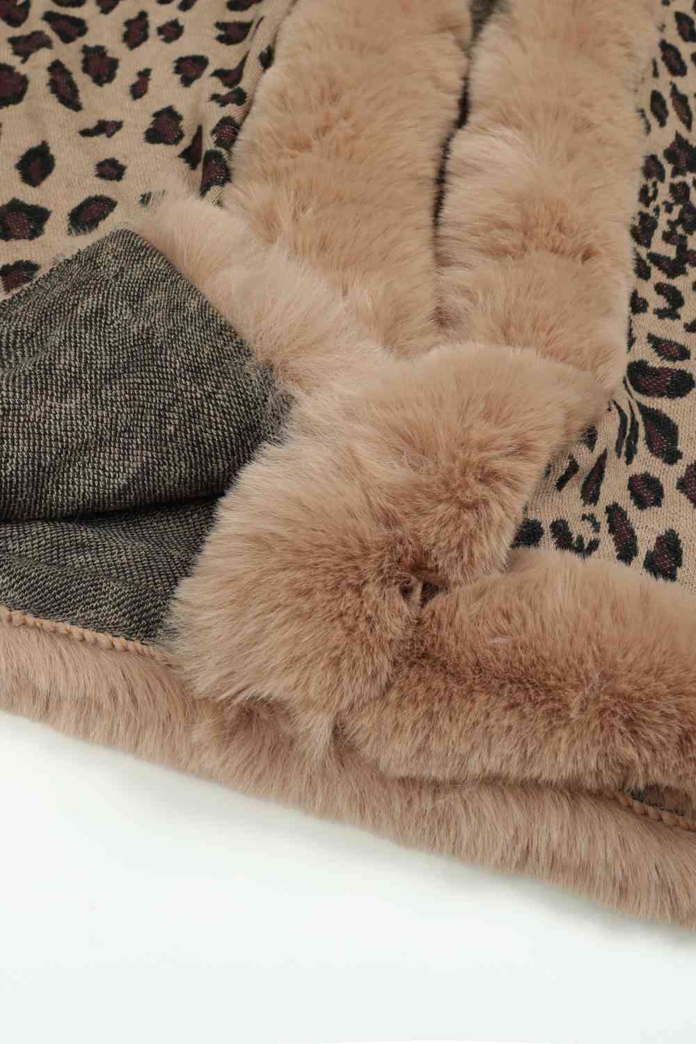 Carmen| Effortless and chic winter garment