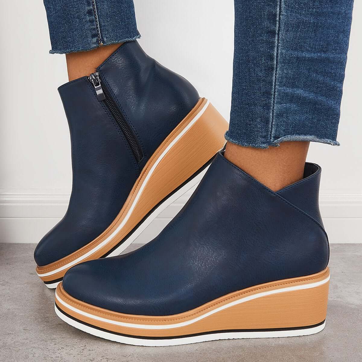 Cristina | Durable and supportive orthopedic boots