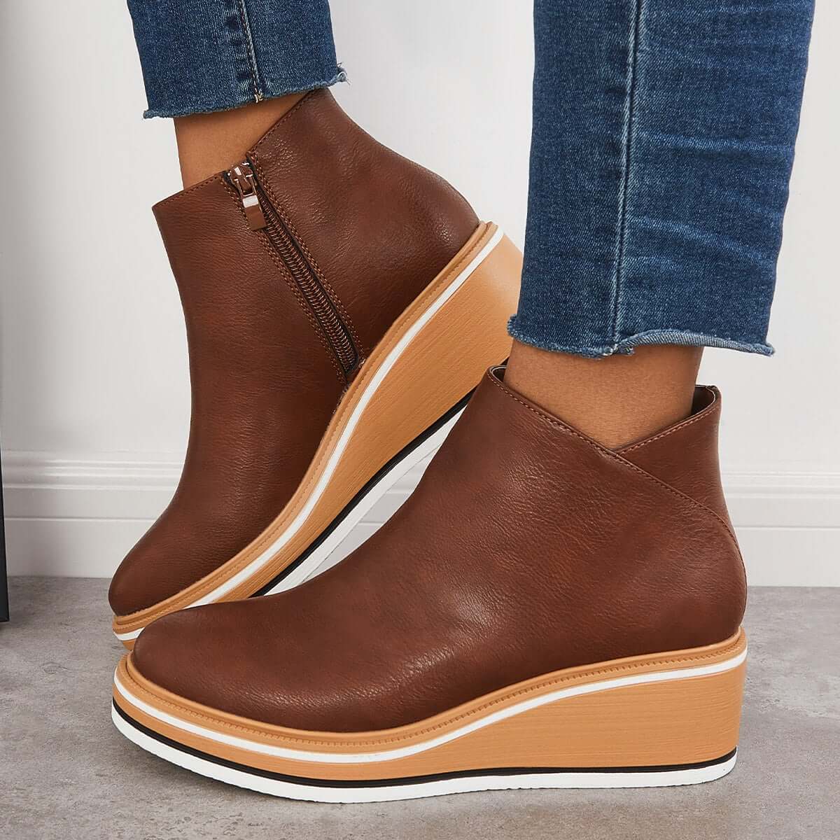 Hana | Casual and supportive orthopedic boots.
