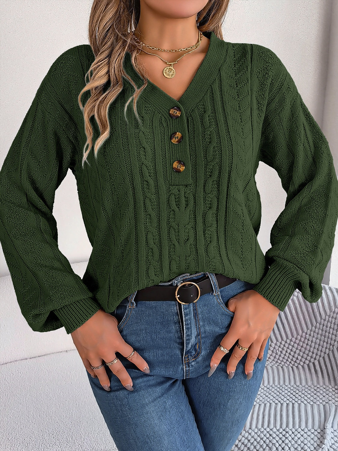 Maite | Long-sleeved sweater with cable knit and V-neck