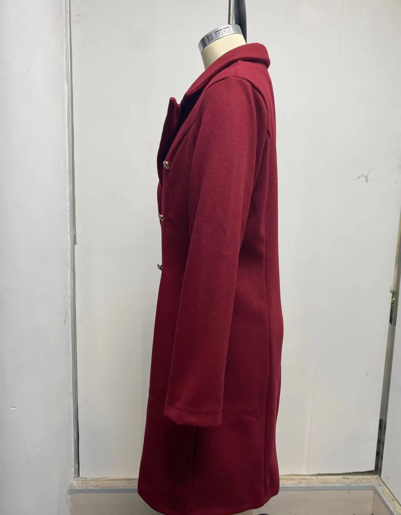 Hilda | Elegant and casual winter garment