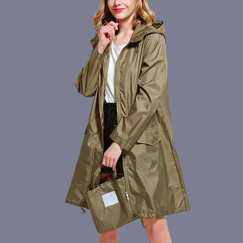Salma | Modern and fashionable winter clothing item.