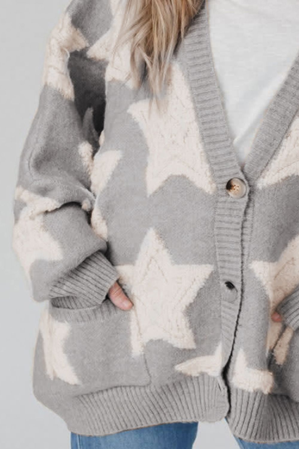 Rafaela | Timeless and stylish winter cardigan