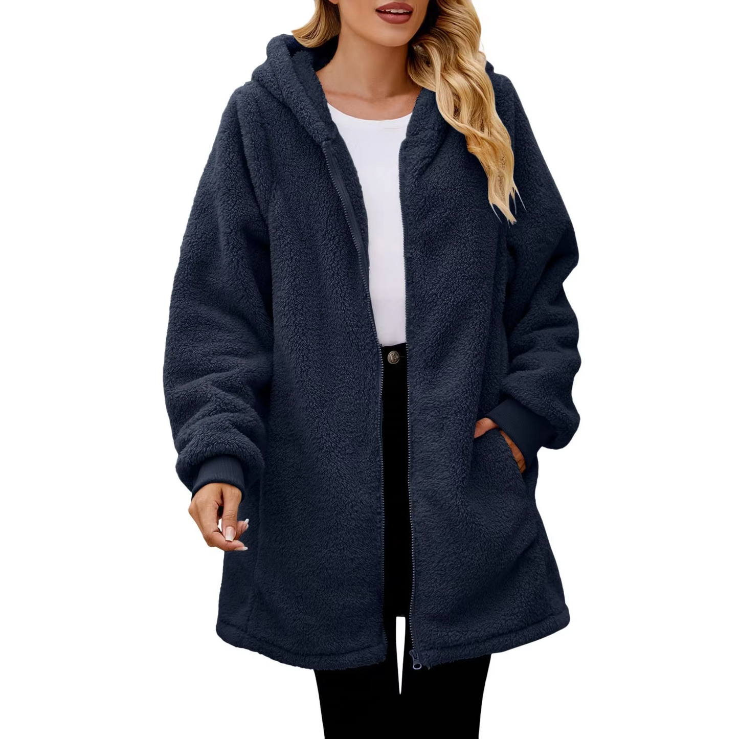 Valeria | Relaxed and elegant winter garment.