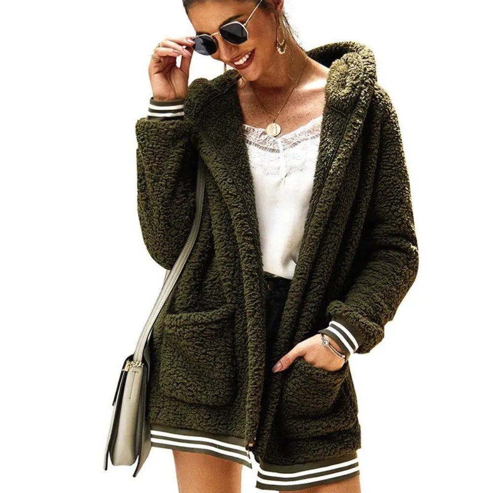 Oriana | Modern and versatile winter garment