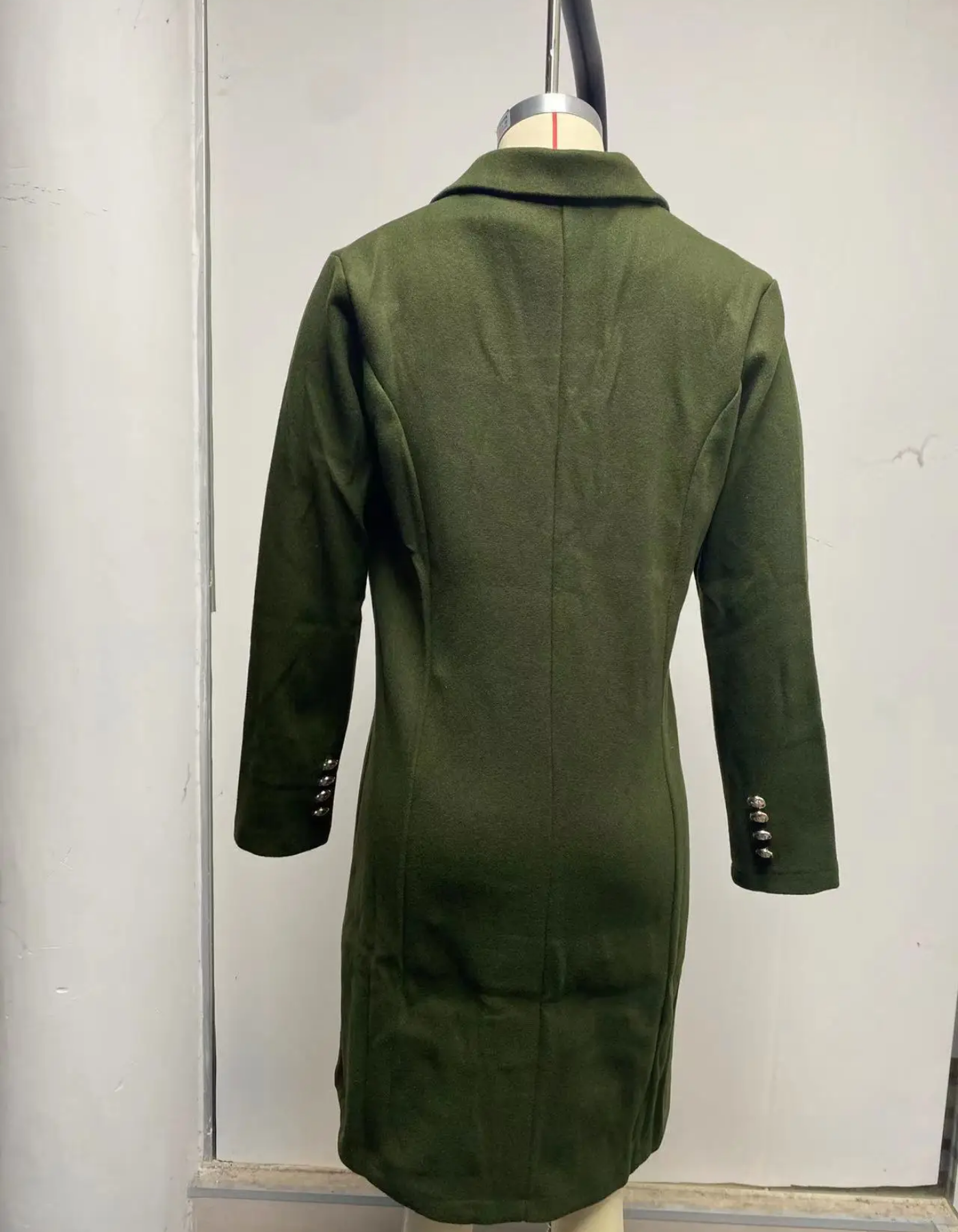 Hilda | Elegant and casual winter garment