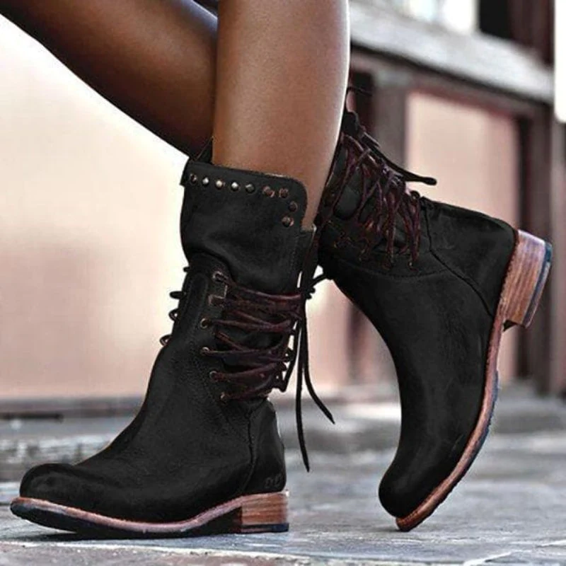 Hilda | Elegant and detailed supportive footwear