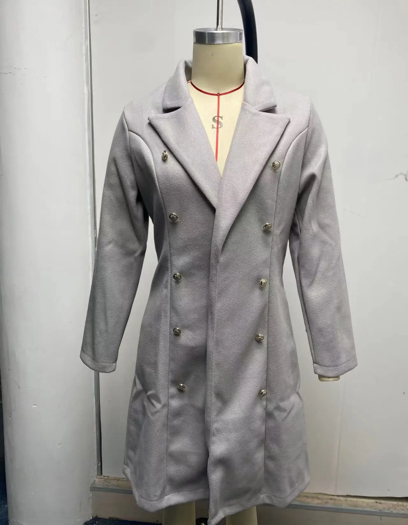 Hilda | Elegant and casual winter garment