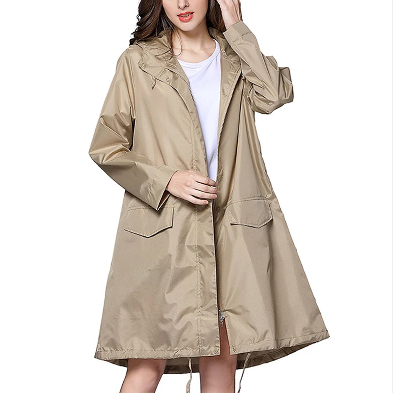 Salma | Modern and fashionable winter clothing item.