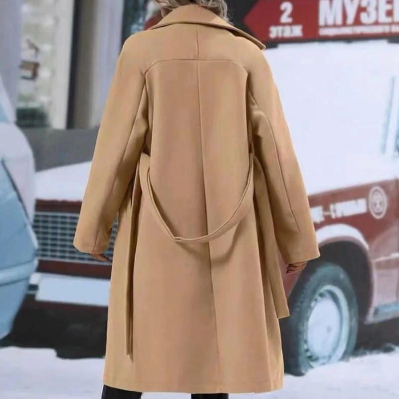 Paula | Modern and comfortable winter garment