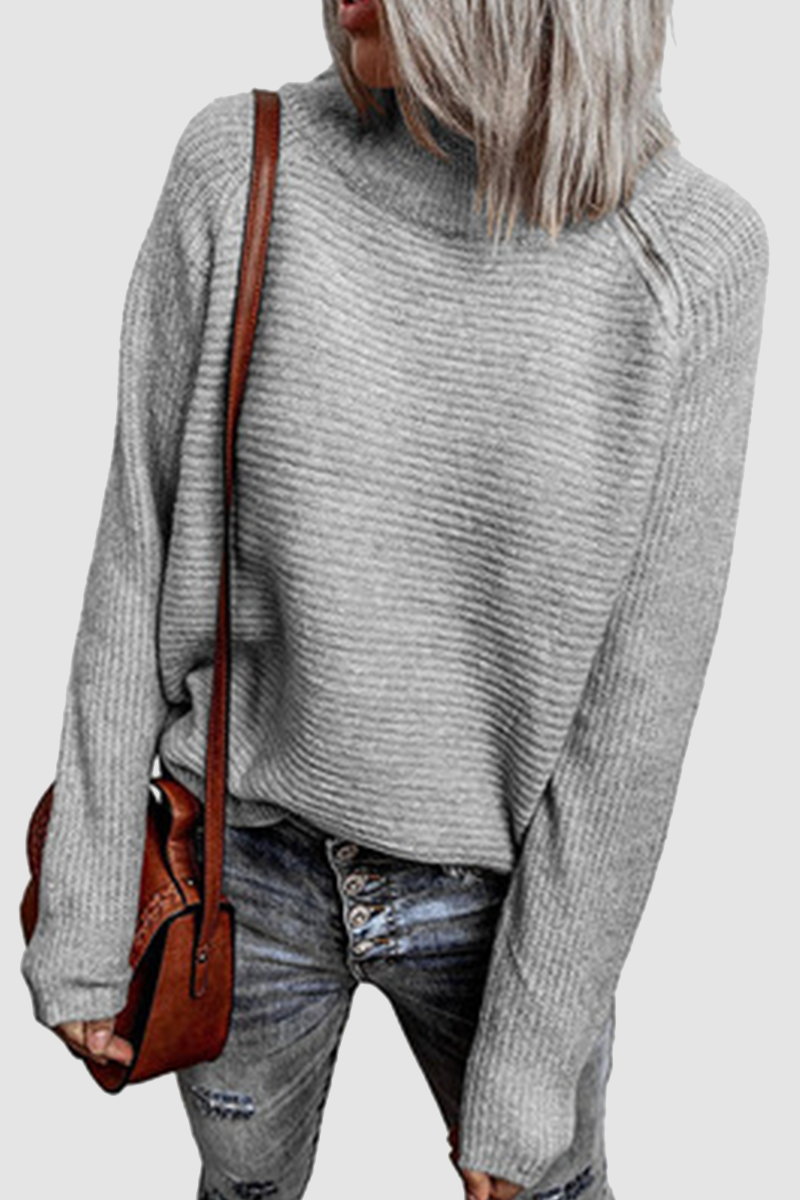 Nuria | Classic and elegant winter garment