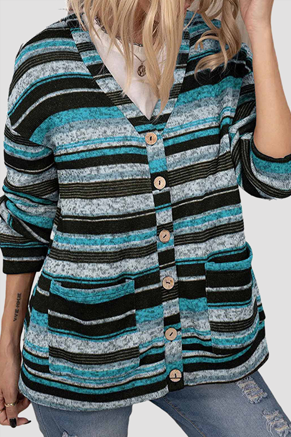 Esther | Casual and relaxed winter garment